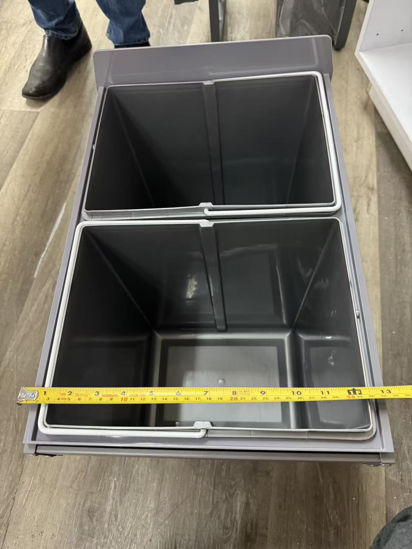 Picture of  B15-Trash can